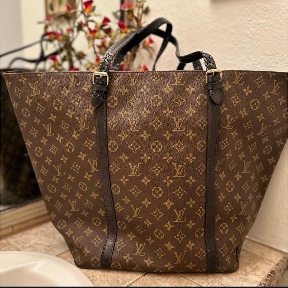 Authentic Louis Vuitton Vintage GM Monogram Shopper Tote Dyed Black